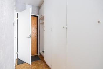 Private Flat, Balcony & Spacious Bathroom, Seamless Check in, Хельсинки (фото 3)