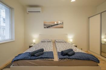 Stylish TOP center Flat 100m to Vitosha blvd, Sofia (photo 4)