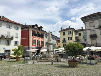 Alice by fewotessin, Locarno (photo 2)