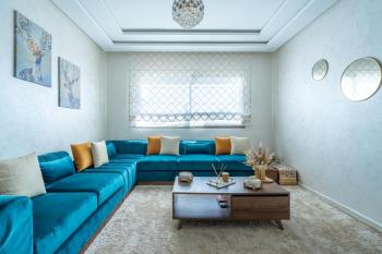 Modern Pool View Apartment - Fast Wi-Fi & Parking, Bouznika (zdjęcie 4)