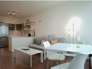 A Zen Getaway with garage parking, Bratislava (fotografie 3)