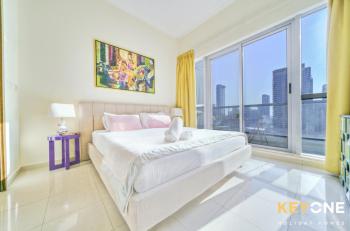 Contemporary One Bedroom with Full Marina View, Dubaj (fotografie 2)
