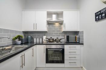 Liverpool 3 Bedroom Contractor Stay Cherry House, Liverpool (photo 5)