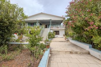 Rastoni - Beach Family House, Хорафакия (фото 2)