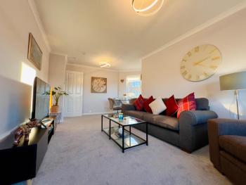Chic & Cozy 2-Bed Flat in Glasgow - Free Parking, Glasgow (Foto 3)