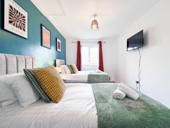 3 Bedroom House with Fast WiFi and Free Parking - TV's in Every Room, Manchester (fotografie 4)