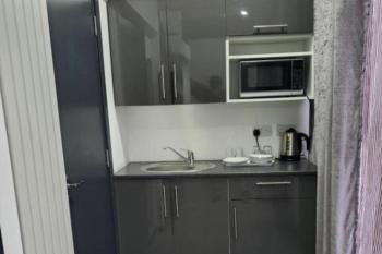 1 Bed Flat - Sleeps 2 - Parking - Balcony - Wifi, Nottingham (photo 3)