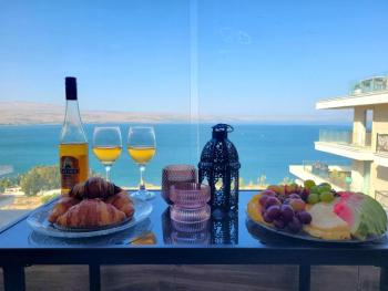 אירוח מצליח בכנרת, Tiberias (foto 4)