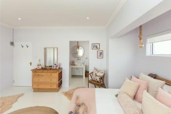 105 on Beach, Flamingo Room, Stompneusbaai (foto 3)