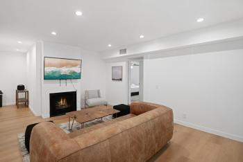 2BR Plus Bonus Room with Pool Access Near Universal Studios, Los Angeles (fotografie 3)