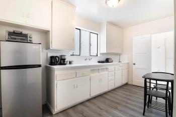 2-BR by Beverly Hills Steps from Restaurants, Cafes and Shopping, Los Angeles (fotografie 2)