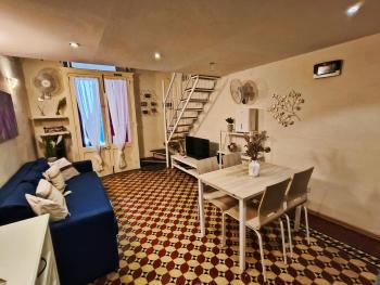 Charming duplex house, cinema room, Valletta centre, Валетта (фото 3)