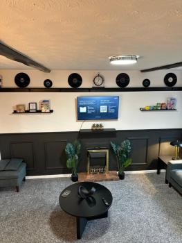 3 BR Home With Football Table in Smethwick, Birmingham, Birmingham (foto 5)