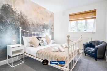 Amazing 3 Bedroom Apt By LS2G Short Lets & Serviced Accommodation Greater London With Free WIFI, Londýn (fotografie 4)