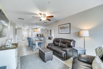 Condo with Pool Access Walk to Cotton Bayou Beach!, Orange Beach (photo 5)
