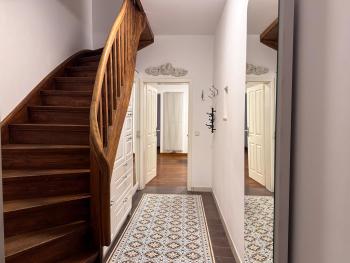 T&K Apartments - 8 Room Detached house - 6 min to Messe DUS - Private Parking, Düsseldorf (Foto 3)