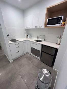 Location, location, location - modern studio, Брисбен (фото 3)