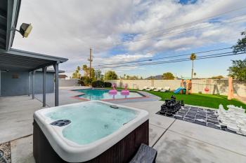 Vila Paradise-Luxury 5BD Retreat Perfect for Groups & Families, Las Vegas (zdjęcie 5)