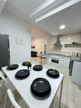 LUMINOSOS APARTAMENTOS POZUELO a 8 MINUTOS DE PALACIO REAL, Madrid (foto 4)