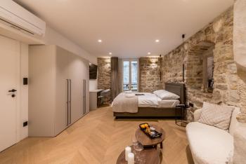 Stone villa NEPOT - in center - rooftop terrace, Split (Foto 3)