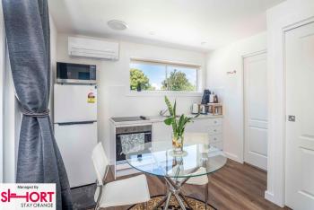 The Compact Cube - 1 Bedroom Apartment on Summer Near CBD, Orange (foto 4)