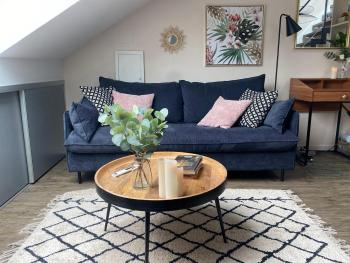 Stylish & Cosy Mezzanine in Historical Old Town, Annecy (zdjęcie 2)