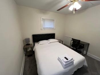 StayWithJay Premium Furnished Room near Cleveland Airport, Cleveland (foto 2)