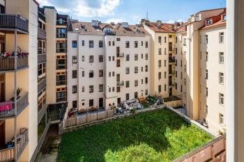 Great apartment in the hype neighborhood, Praga (zdjęcie 3)