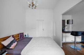 Great apartment in the hype neighborhood, Praga (zdjęcie 5)