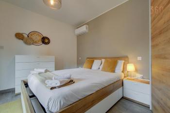 Penthouse in Mosta with city views & terrace by 360 Estates, Mosta (fotografie 4)