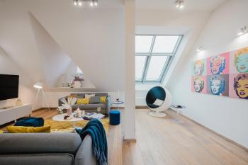 Prague Days - 3BDR Attic Loft-style Apt - Fireplace - City Center, Прага (фото 5)