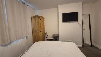Beautiful Double Room In Acton, West London, Лондон (фото 5)
