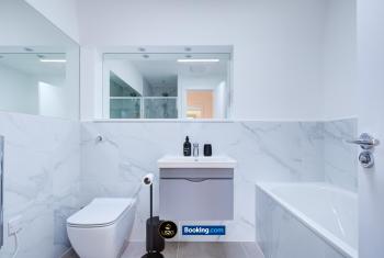 Stylish 2 Bedroom Flat By LS2G Short Lets & Serviced Accommodation Greater London With Balcony And Easy Central Access, London (photo 5)