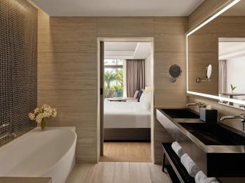 Crowne Plaza Fiji Nadi Bay Resort & Spa by IHG, Nadi (fotografie 3)