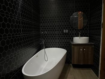 Dashluxe, Kampala (photo 2)