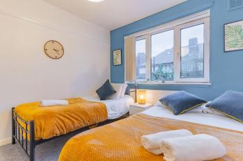 White House Apartment, near Broadway Plaza, 2 bedroom sleeps 5, Free wifi, Netflix, Бирмингем (фото 4)