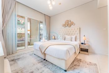 Pool and City View 1BR Near Dubai Water Canal, The Cosmopolitan, Business Bay by Deluxe Holiday Homes, Dubai (photo 2)