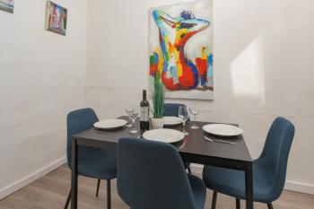 Stylish Valletta 2 bedroom City Centre Apartment with Terrace and Views, La Valletta (foto 2)