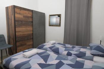 Stylish Valletta 2 bedroom City Centre Apartment with Terrace and Views, La Valletta (foto 3)