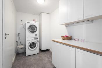Large 3-bedroom city home, Helsinki (photo 2)