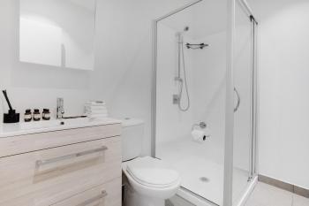 Takapuna Central Stylish 2BR Carpark Pool Aircon, Auckland (photo 3)