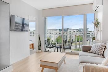 Takapuna Central Stylish 2BR Carpark Pool Aircon, Auckland (photo 5)