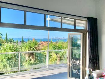 Amazing Seaview House, Auckland (photo 3)