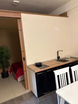 Luxury Apartament 02, Tirana (Foto 3)