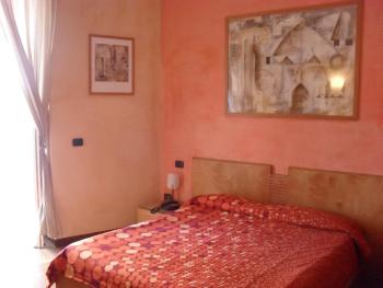 Hotel Clarean, Naples (photo 4)