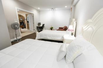 Spacious Basement in RDU RTP CARY area by JENDI, Cary (photo 5)