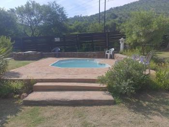 Chalet 3 at Cynthias Country, Hartbeespoort (foto 2)