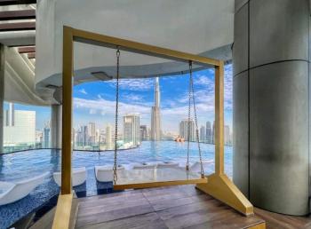 Stylish 2BR Apt in 5 Star Hotel with Burj Khalifa Views, Dubái (foto 2)