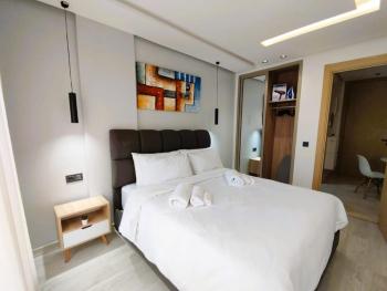 Residence La Reine II 24H Reception Cosy & Central Apartment 1 Minute Near To MOHAMMED V SPORTS COMPLEX 5 Min By Car To Ain Diab Corniche With Optical Fiber Wifi Casablanca, Casablanca (fotografie 5)