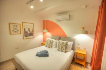 Stylish, spacious 3 bedrooms, 2 bathrooms KBAS1-2, Гзира (фото 2)